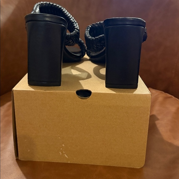 Black Braided Women's Sandals - Picture 3 of 4